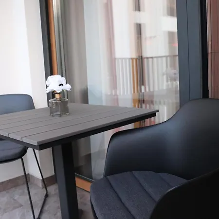 Boutique Moonlight דירה *