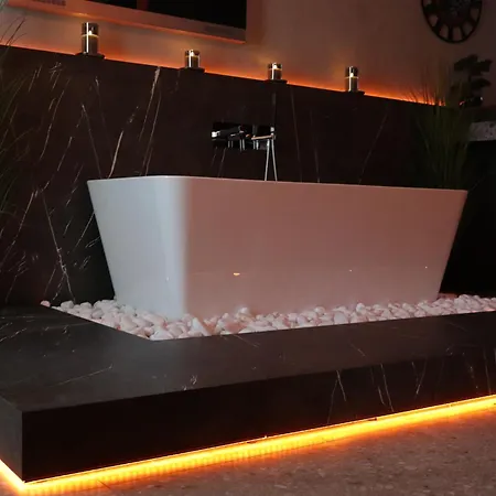 Boutique Moonlight קרגיובאק